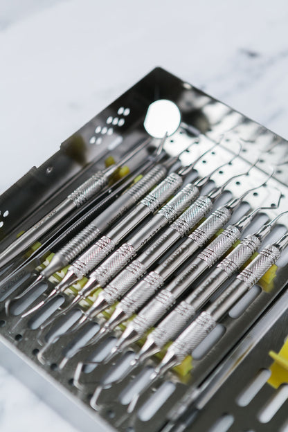 Hygiene Set with College Pliers and Mirror